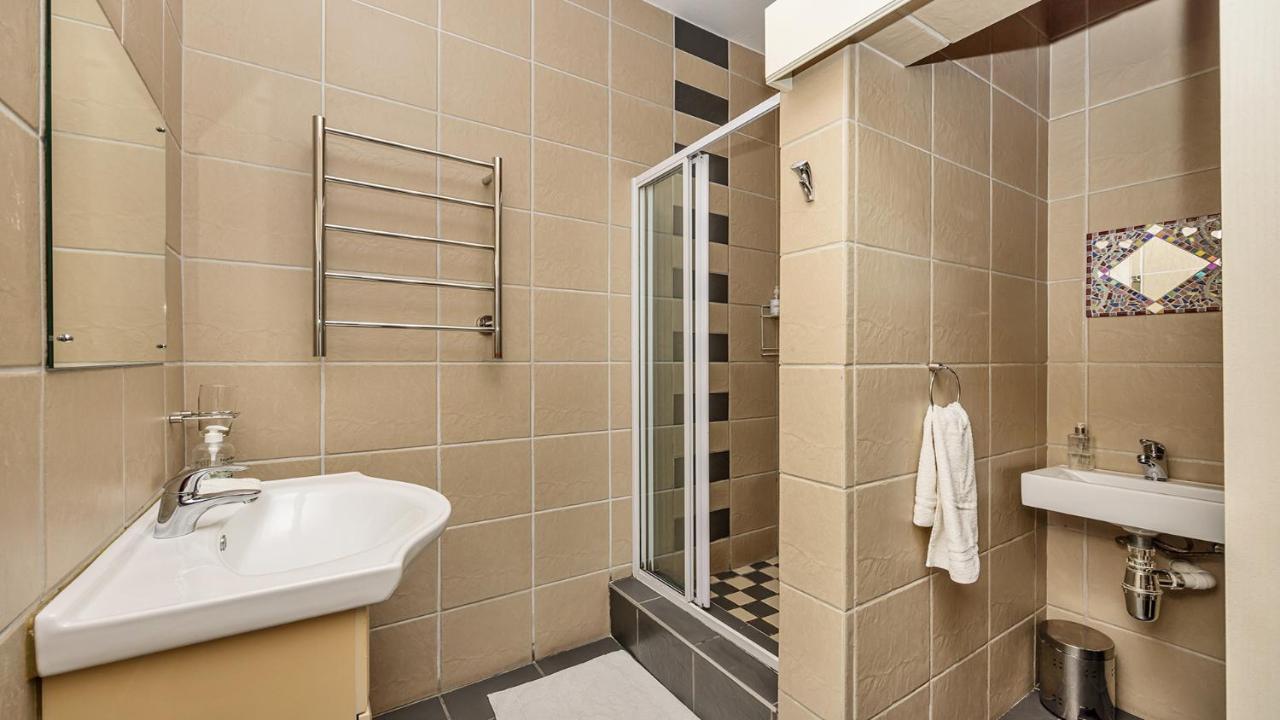 Anchor Bay Workation Hotel Fokváros Kültér fotó